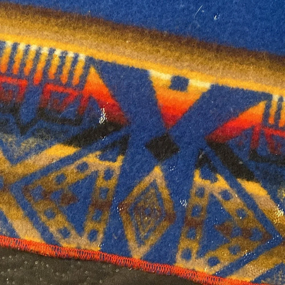 Pendleton - Hand Tailored Vintage Scarf - Picture 2 of 12